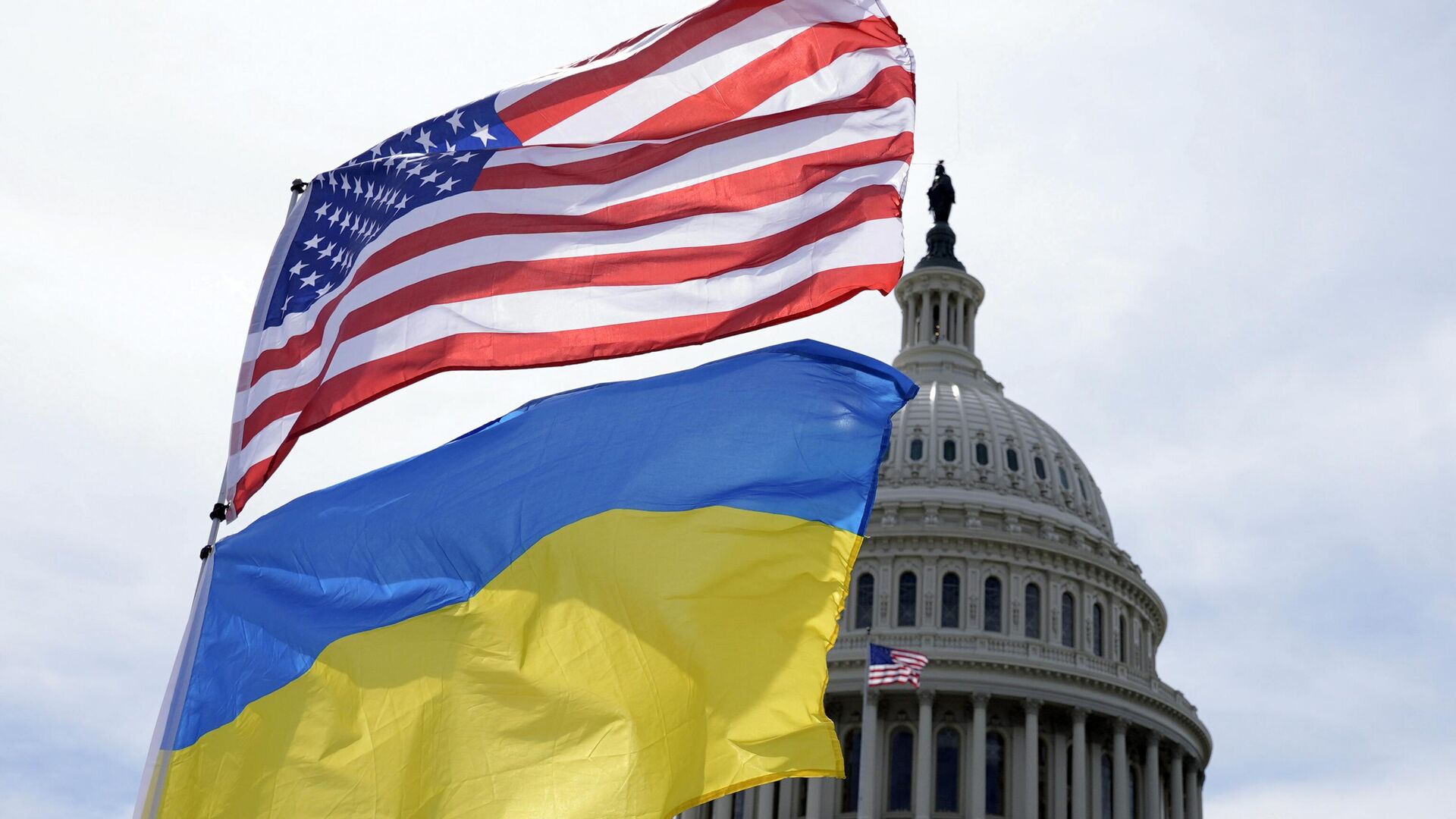 США помешали мирному разрешению конфликта на Украине