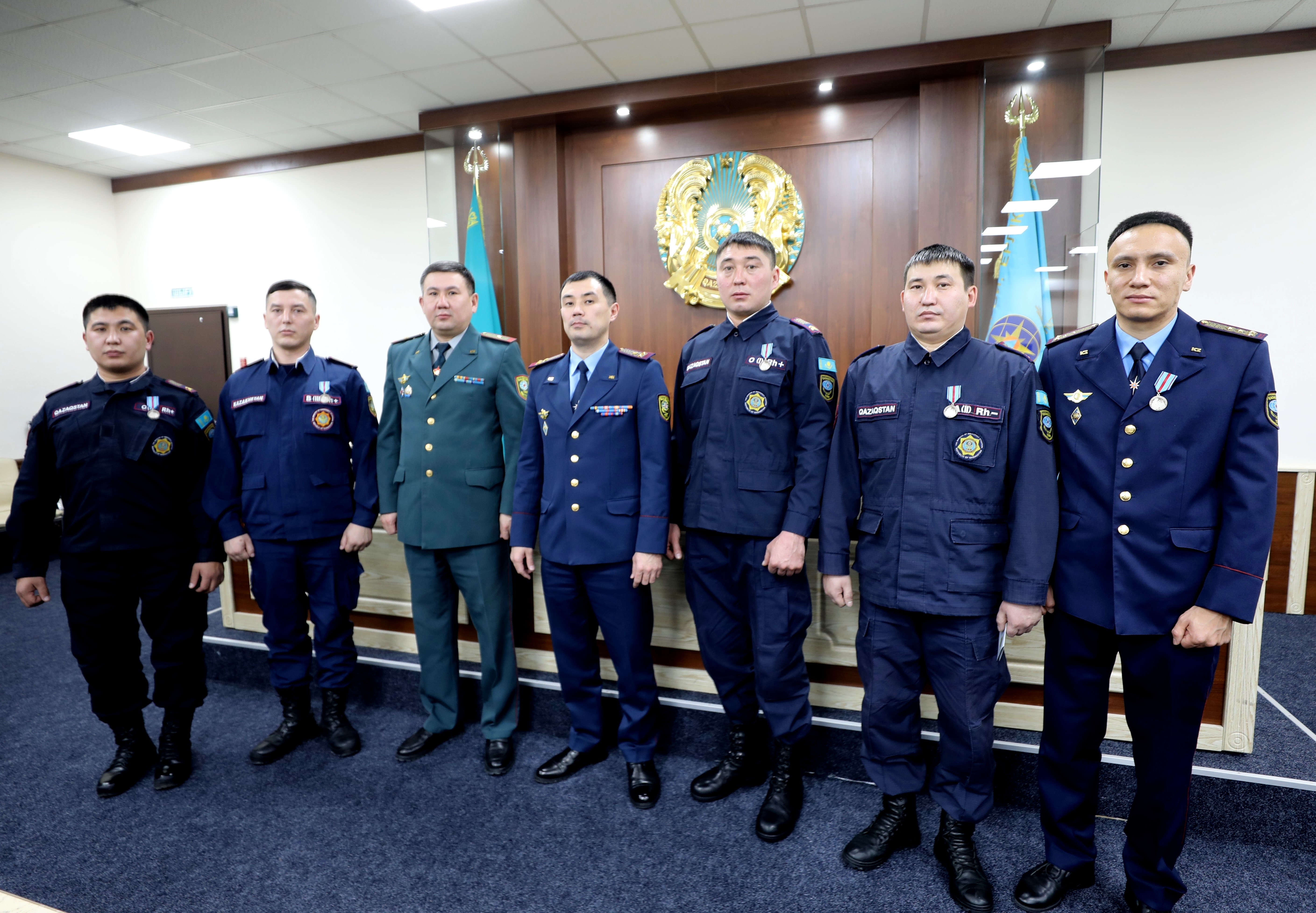 Спасители КБТУ отмечены медалями за тушение пожара