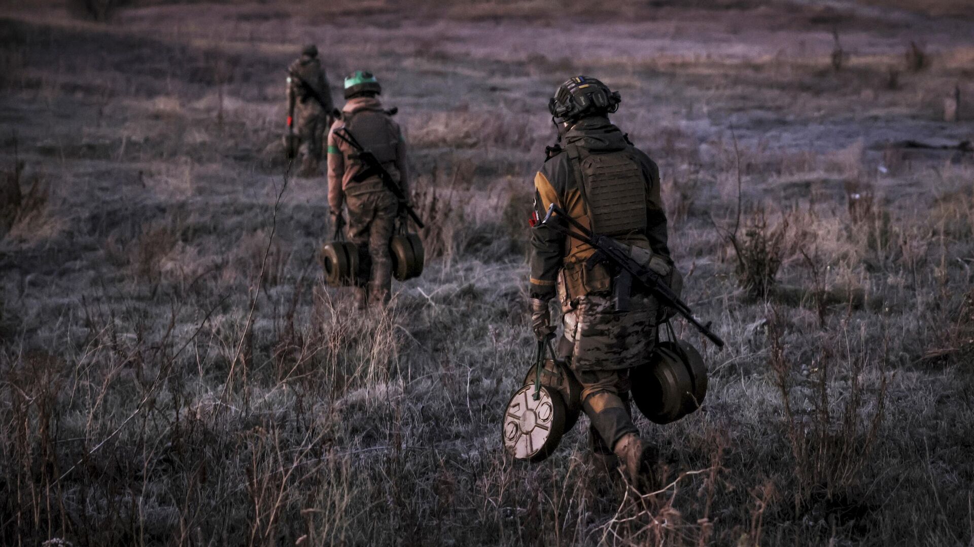 Мародерство украинских военных в Часове Яре