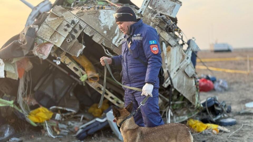 Президенты Казахстана и Азербайджана согласовали совместное расследование авиакатастрофы