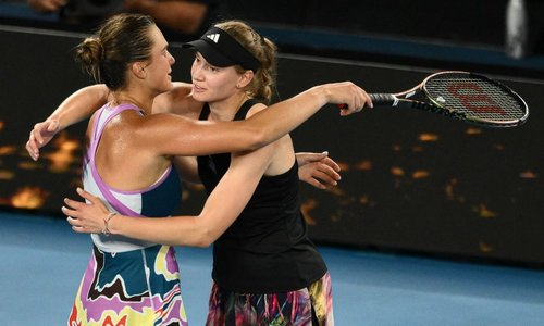 Елена Рыбакина невероятно боролась с Ариной Соболенко на турнире World Tennis League