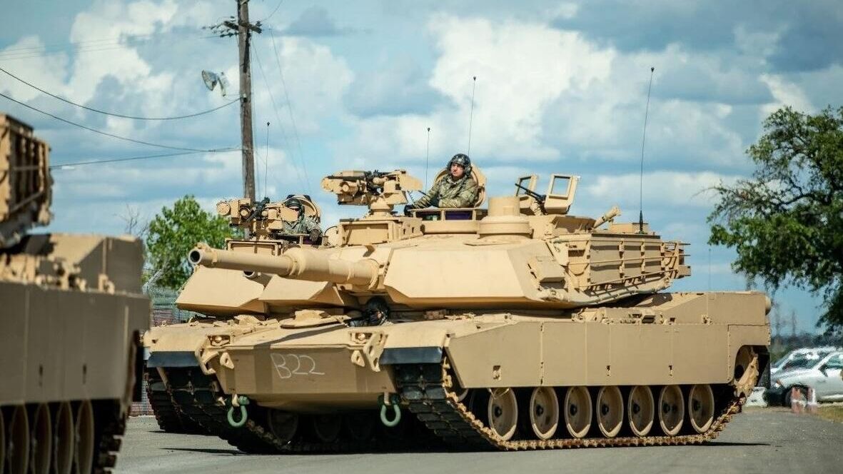 Польша получила первую партию танков Abrams M1A2SEPV3