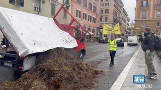 Активисты Extinction Rebellion разбили лагерь у МВД в Риме